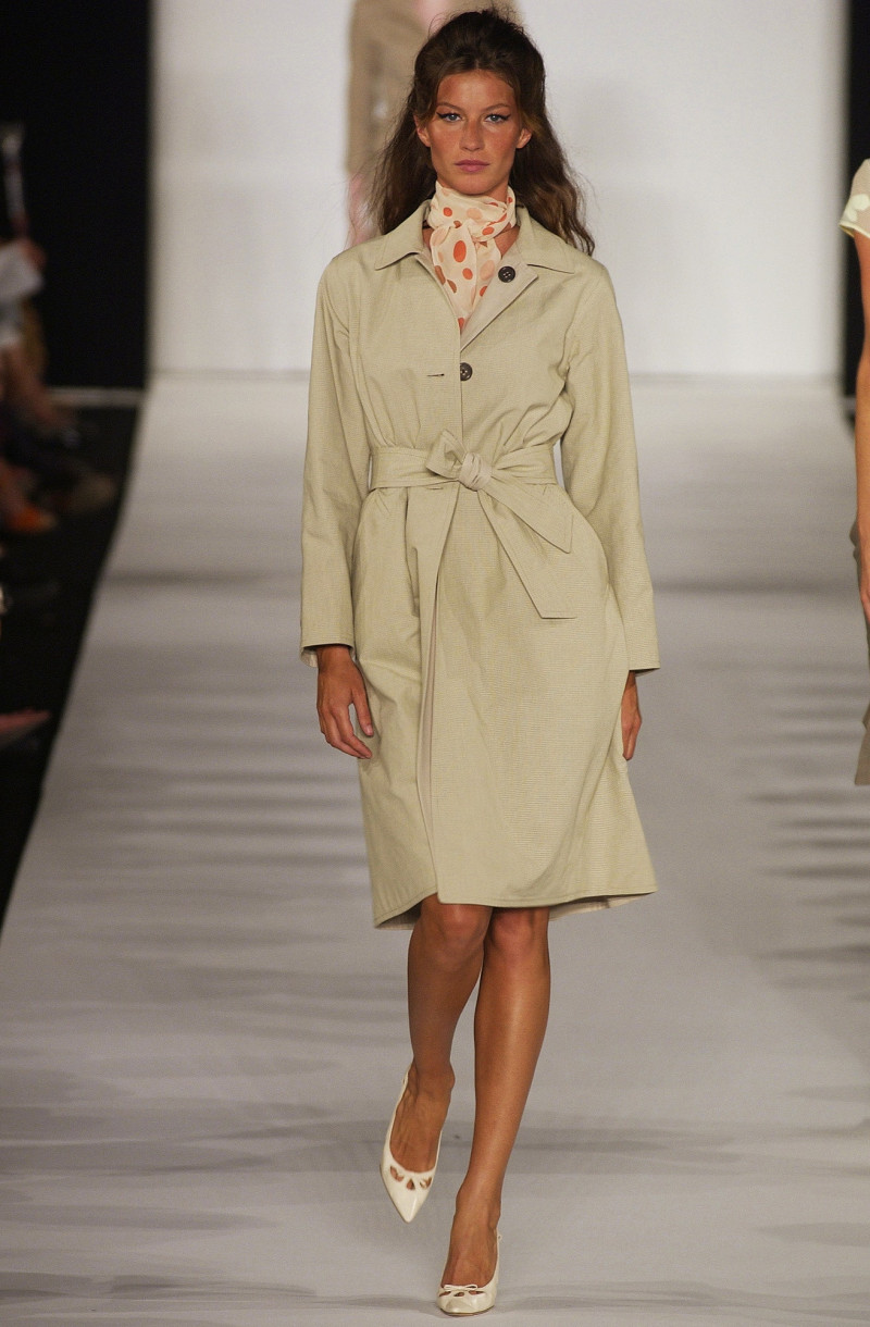 Marc Jacobs fashion show for Spring/Summer 2003