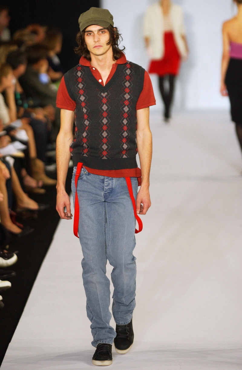 Marc by Marc Jacobs fashion show for Spring/Summer 2003