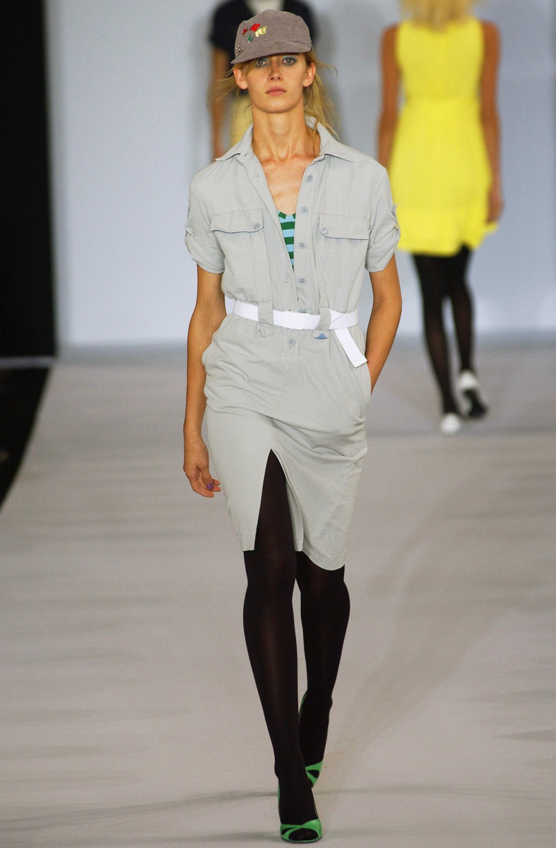 Marc by Marc Jacobs fashion show for Spring/Summer 2003