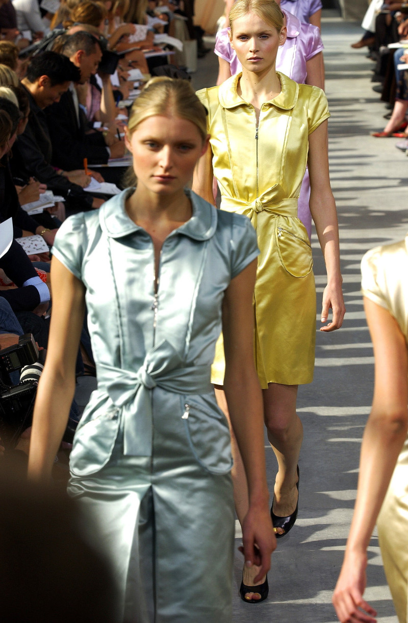 Louis Vuitton fashion show for Spring/Summer 2003