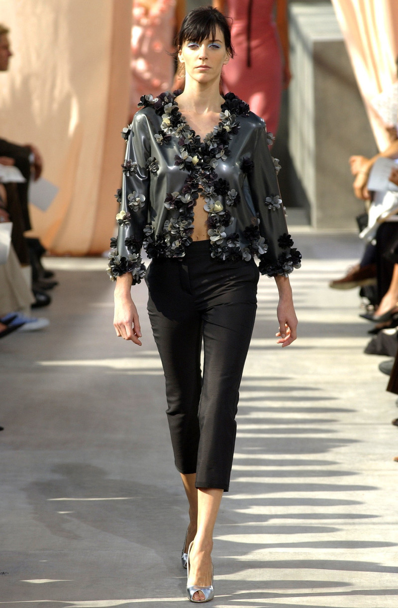 Louis Vuitton fashion show for Spring/Summer 2003
