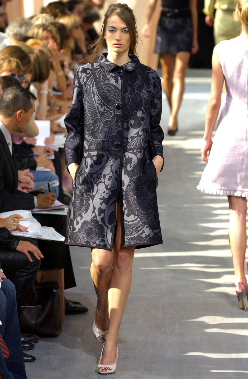 Louis Vuitton fashion show for Spring/Summer 2003
