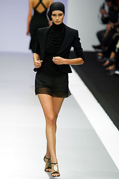 Lagerfeld Gallery fashion show for Spring/Summer 2003