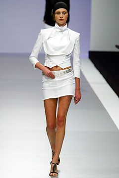 Lagerfeld Gallery fashion show for Spring/Summer 2003