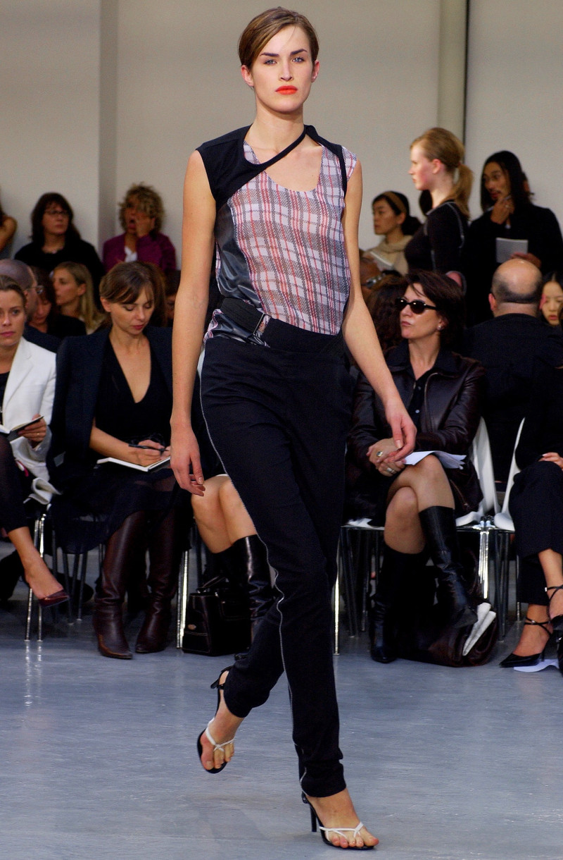 Helmut Lang fashion show for Spring/Summer 2003