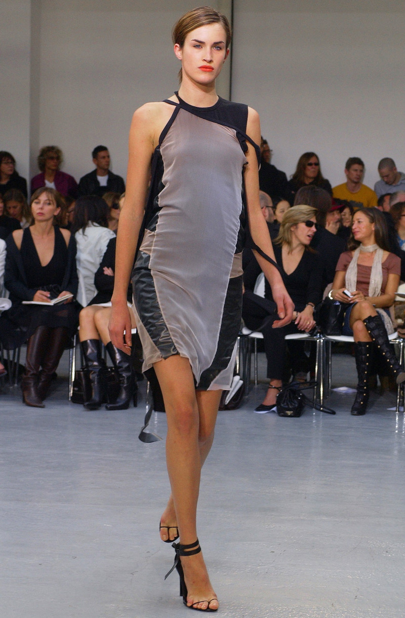 Helmut Lang fashion show for Spring/Summer 2003