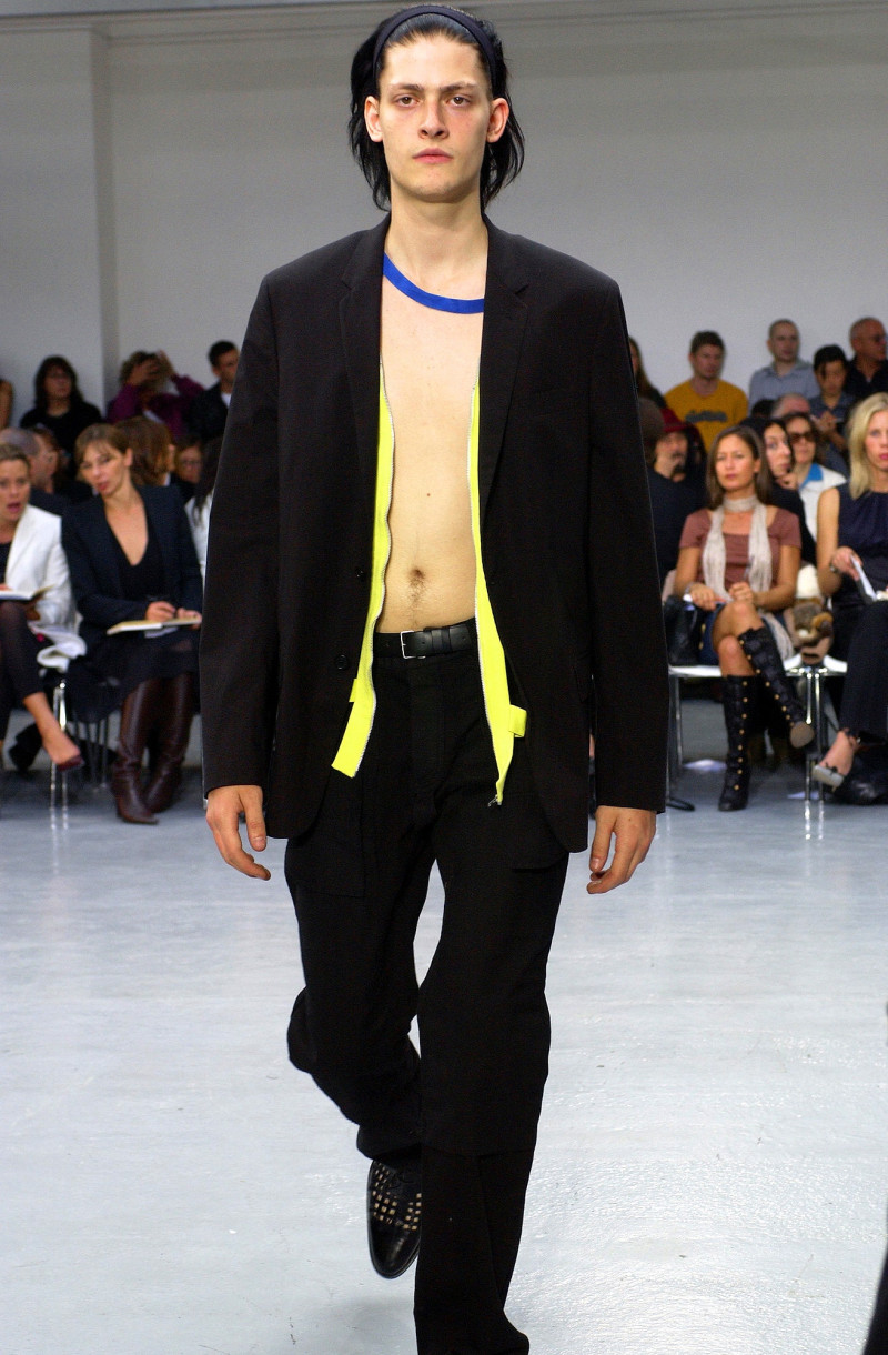 Helmut Lang fashion show for Spring/Summer 2003