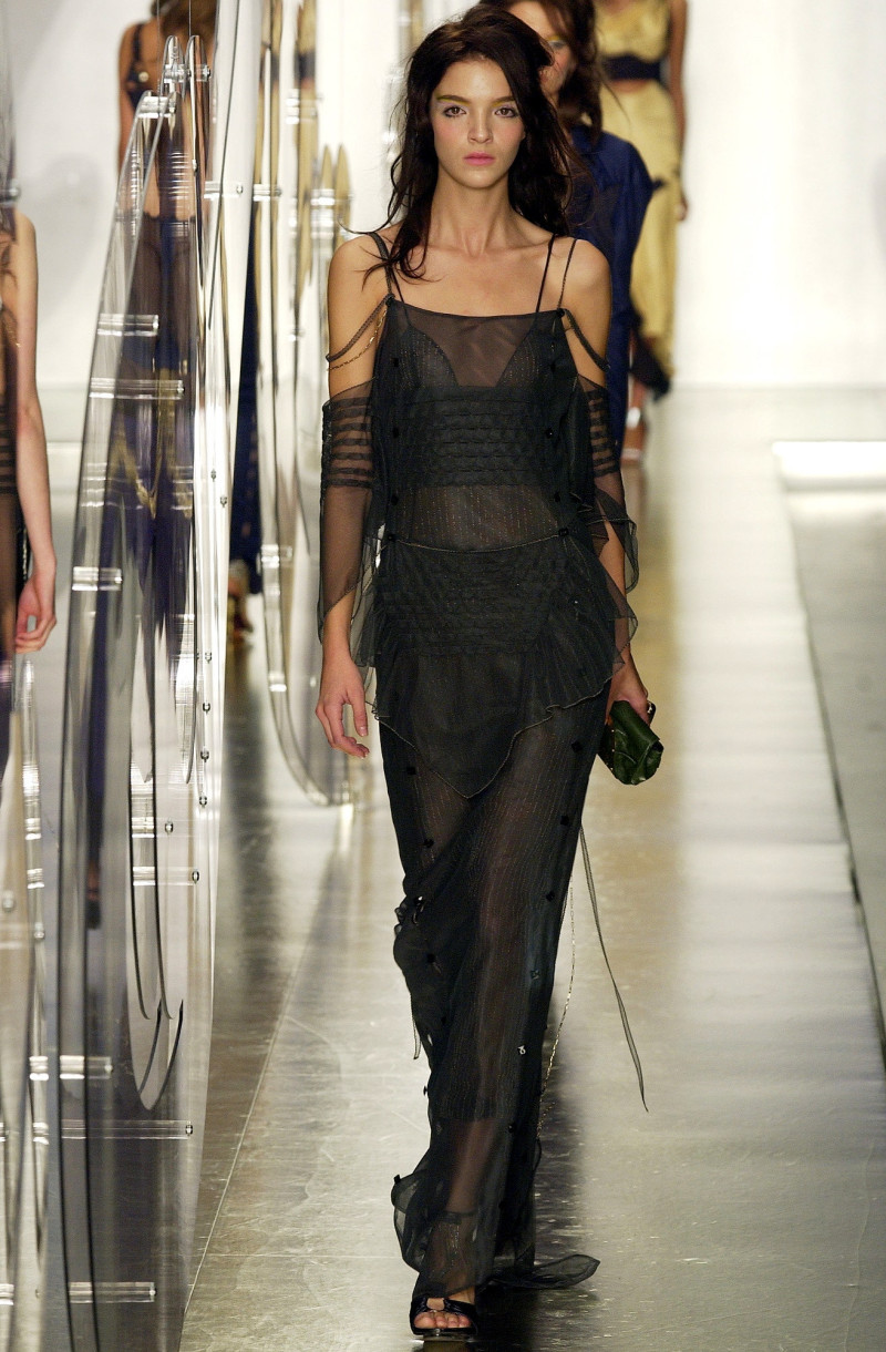 Fendi fashion show for Spring/Summer 2003