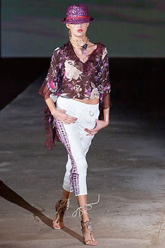 Emanuel Ungaro fashion show for Spring/Summer 2003