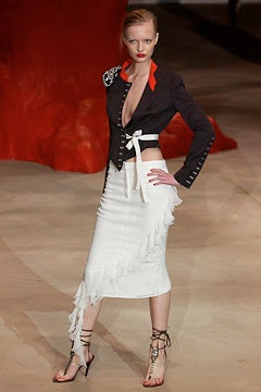 Emanuel Ungaro fashion show for Spring/Summer 2003