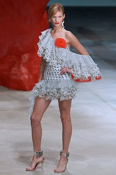 Emanuel Ungaro fashion show for Spring/Summer 2003