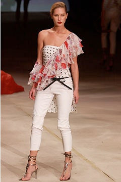 Emanuel Ungaro fashion show for Spring/Summer 2003