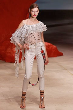 Emanuel Ungaro fashion show for Spring/Summer 2003