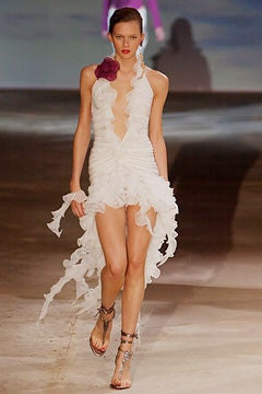 Emanuel Ungaro fashion show for Spring/Summer 2003