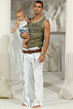 D&G fashion show for Spring/Summer 2003