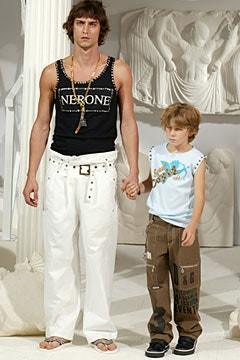 D&G fashion show for Spring/Summer 2003