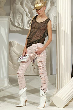 D&G fashion show for Spring/Summer 2003