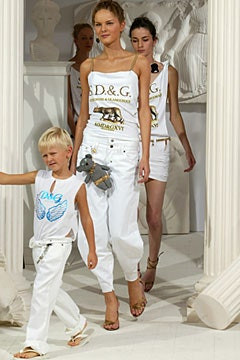 D&G fashion show for Spring/Summer 2003