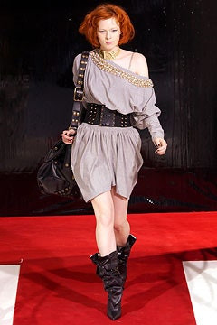 Dolce & Gabbana fashion show for Spring/Summer 2003