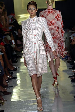 Donna Karan New York fashion show for Spring/Summer 2003
