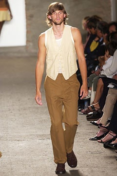 DKNY fashion show for Spring/Summer 2003