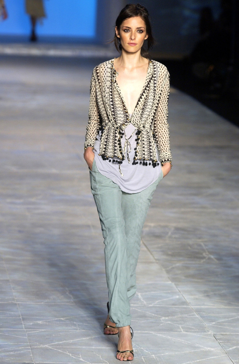 Chloe fashion show for Spring/Summer 2003
