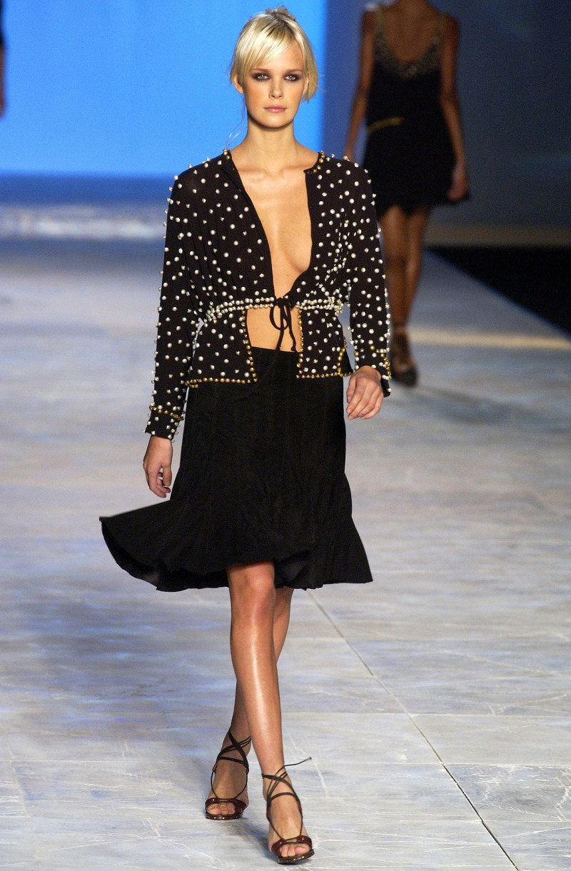 Chloe fashion show for Spring/Summer 2003