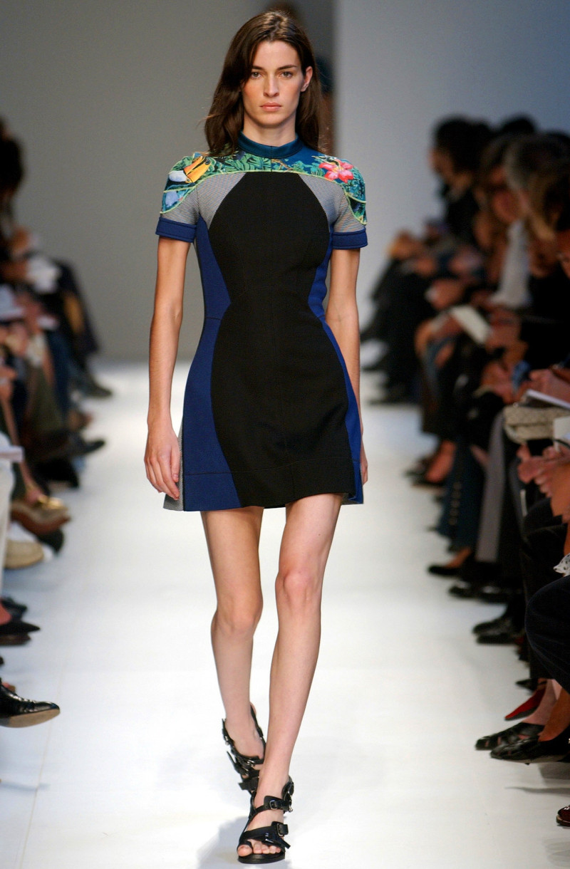 Amanda Moore featured in  the Balenciaga fashion show for Spring/Summer 2003