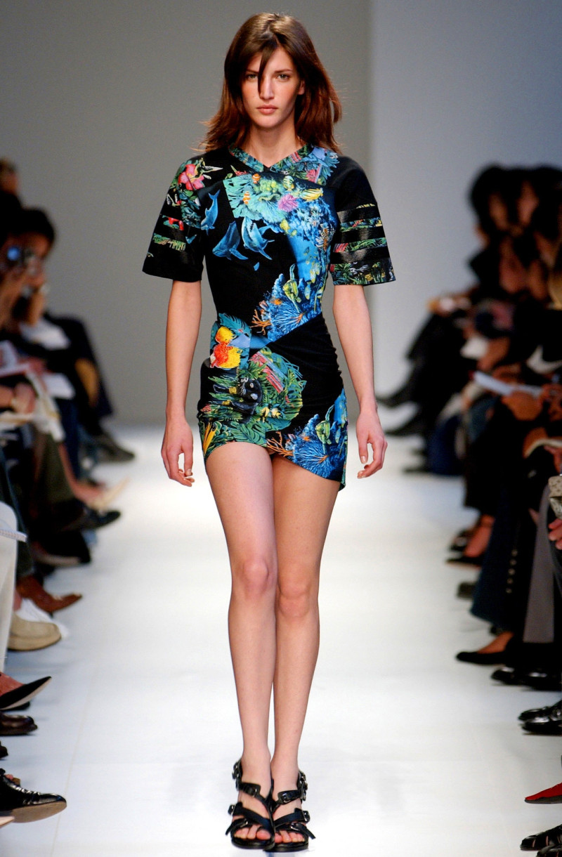 Diana Dondoe featured in  the Balenciaga fashion show for Spring/Summer 2003