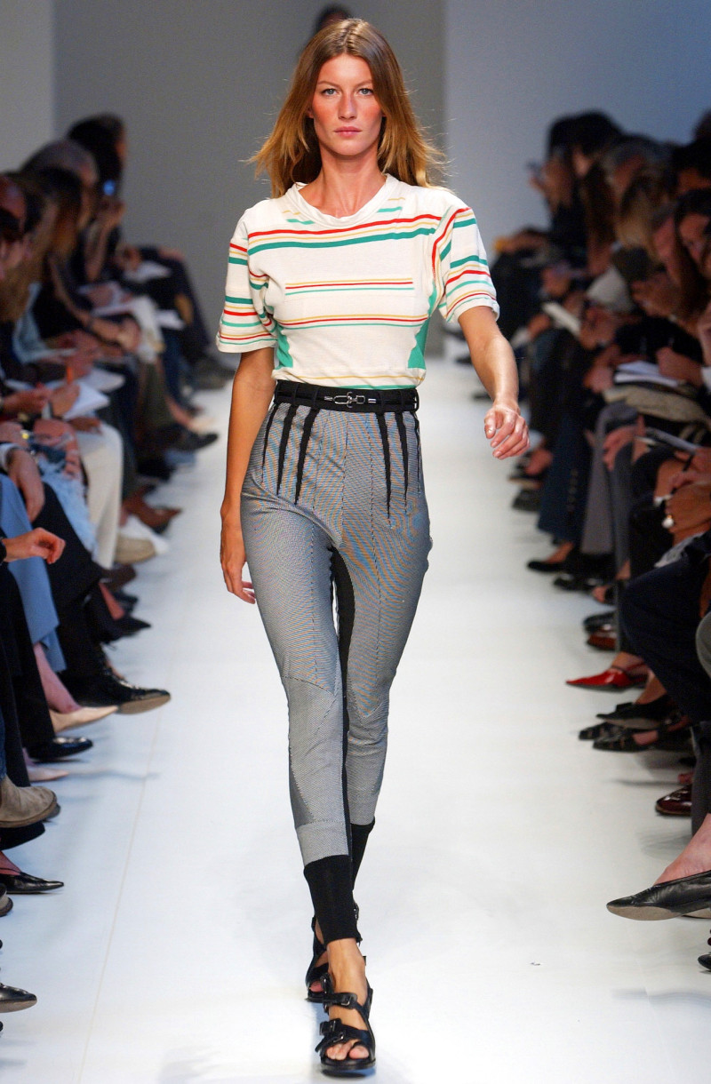 Gisele Bundchen featured in  the Balenciaga fashion show for Spring/Summer 2003