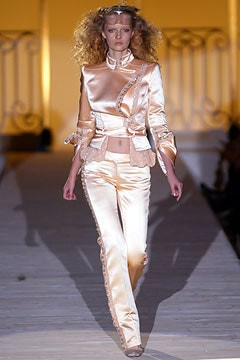 Antonio Berardi fashion show for Spring/Summer 2003
