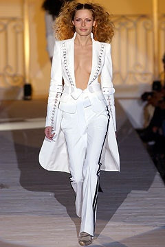 Antonio Berardi fashion show for Spring/Summer 2003
