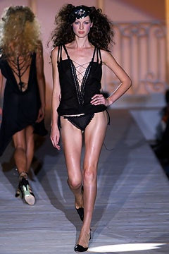 Antonio Berardi fashion show for Spring/Summer 2003