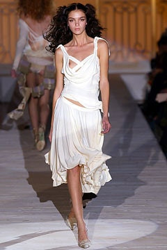 Antonio Berardi fashion show for Spring/Summer 2003