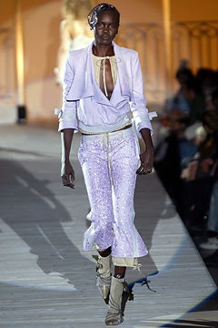 Antonio Berardi fashion show for Spring/Summer 2003