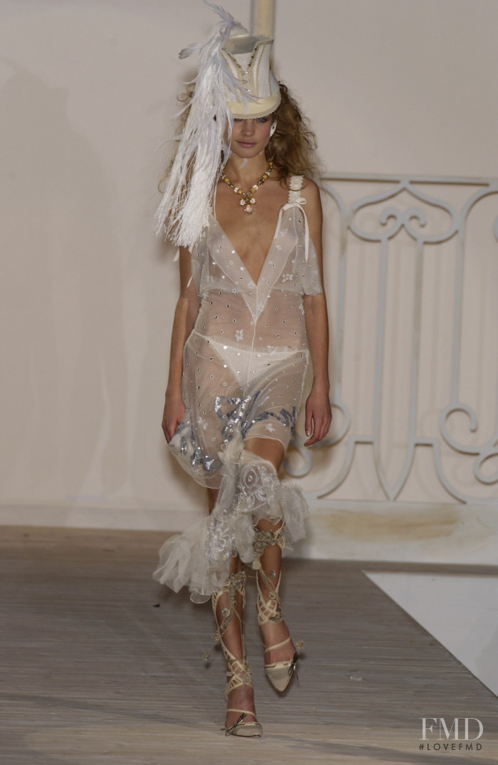 Natalia Vodianova featured in  the Antonio Berardi fashion show for Spring/Summer 2003