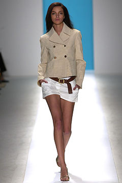 Anne Klein fashion show for Spring/Summer 2003