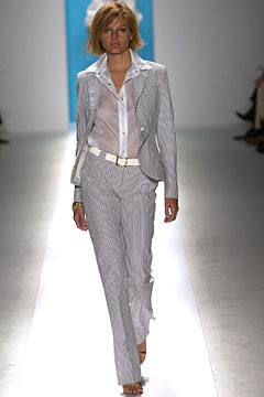 Anne Klein fashion show for Spring/Summer 2003