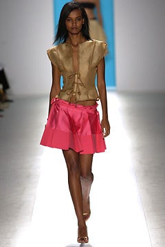 Anne Klein fashion show for Spring/Summer 2003