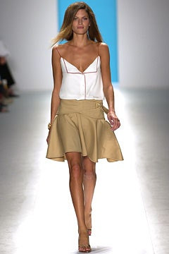 Anne Klein fashion show for Spring/Summer 2003