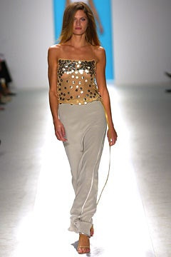 Anne Klein fashion show for Spring/Summer 2003