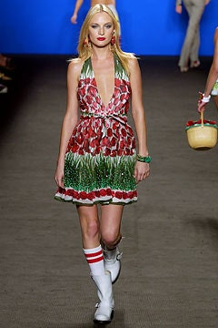 Anna Sui fashion show for Spring/Summer 2003