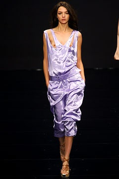 Alessandro Dell\'Acqua fashion show for Spring/Summer 2003