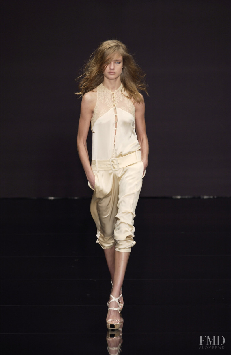 Natalia Vodianova featured in  the Alessandro Dell\'Acqua fashion show for Spring/Summer 2003