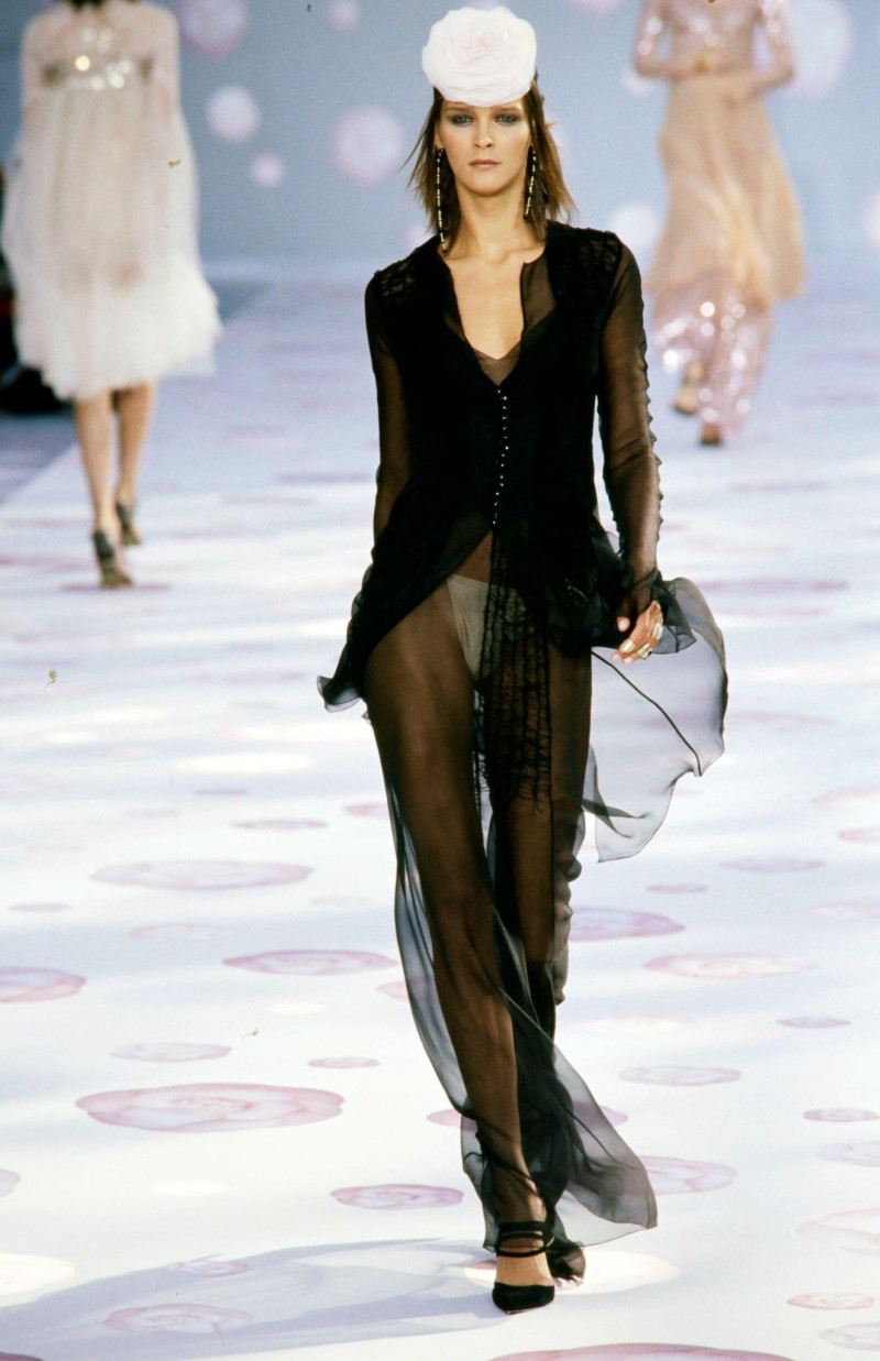 Carmen Kass featured in  the Chanel Haute Couture fashion show for Spring/Summer 2002