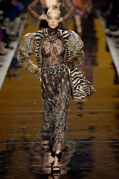 Emanuel Ungaro Haute-Couture fashion show for Autumn/Winter 2002