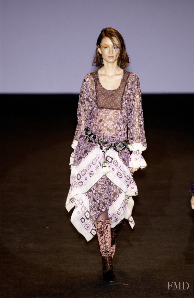 Anna Sui fashion show for Autumn/Winter 2002