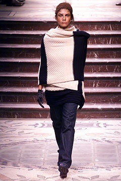 Yohji Yamamoto fashion show for Autumn/Winter 2002