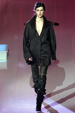 Emanuel Ungaro fashion show for Autumn/Winter 2002