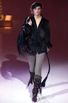 Emanuel Ungaro fashion show for Autumn/Winter 2002